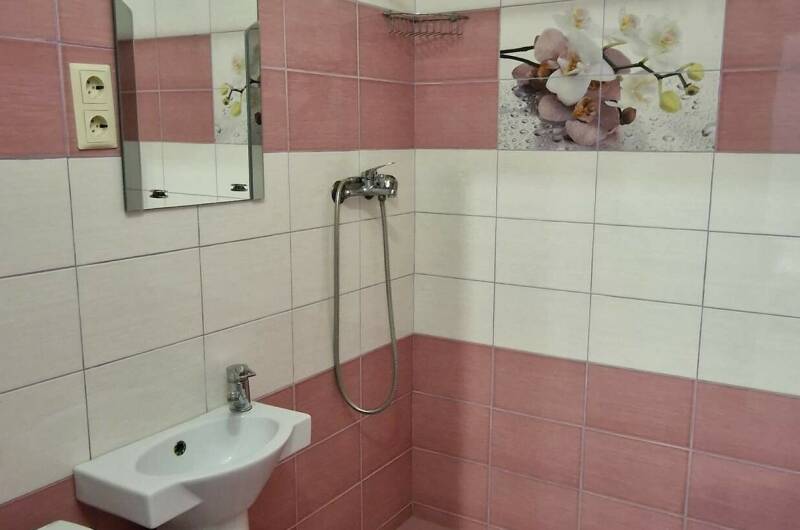 «Четырехместный» стандартный номер с удобствами