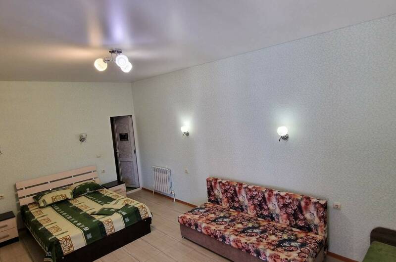 «Четырехместный «стандартный номер с удобствами