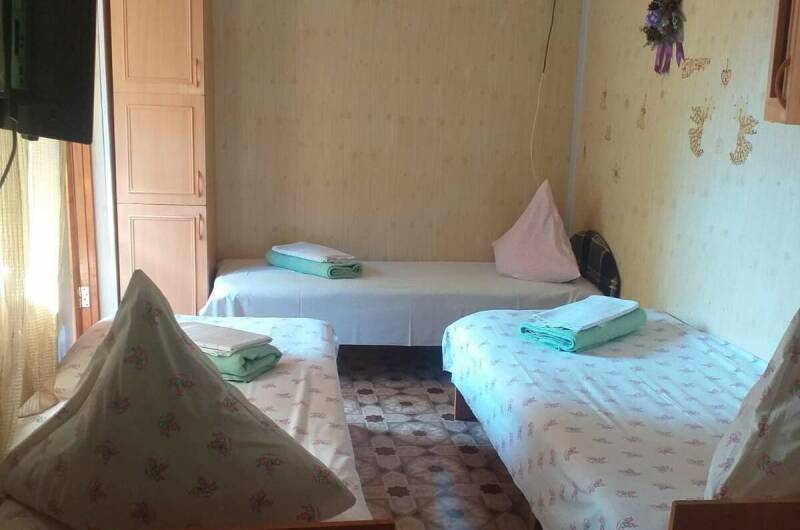 3- х местный эконом на первом этаже