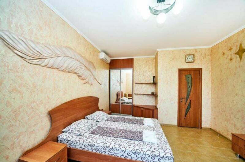 Большая 2-местная комната с 2 отдельными кроватями