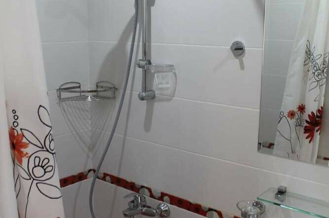 4-х местный 2-х комнатный номер (№ 8)