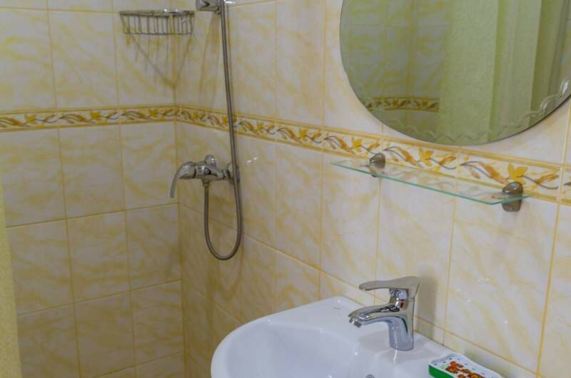 Двухкомнатный «Люкс» с мини кухней