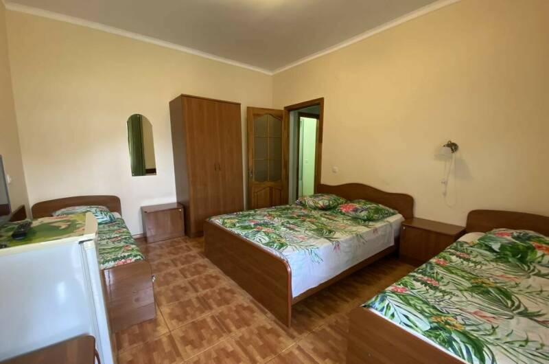 4-х местный Полулюкс на 1-ом этаже № 14/1