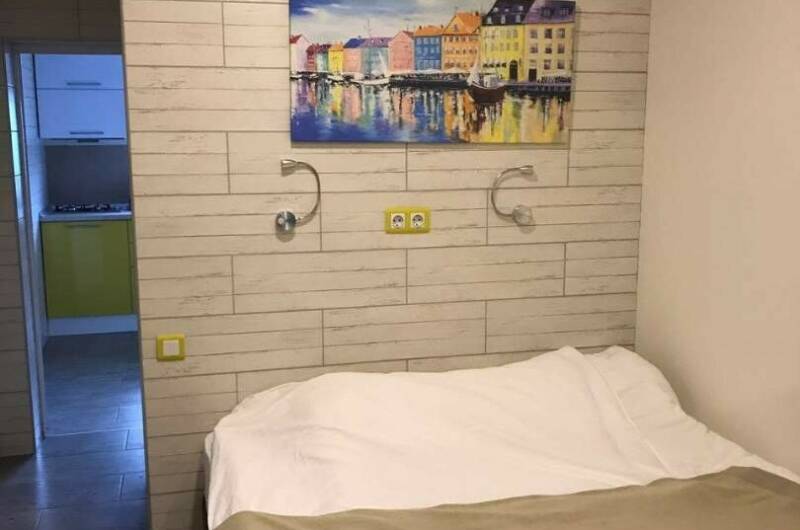 Апарт «Yellow»