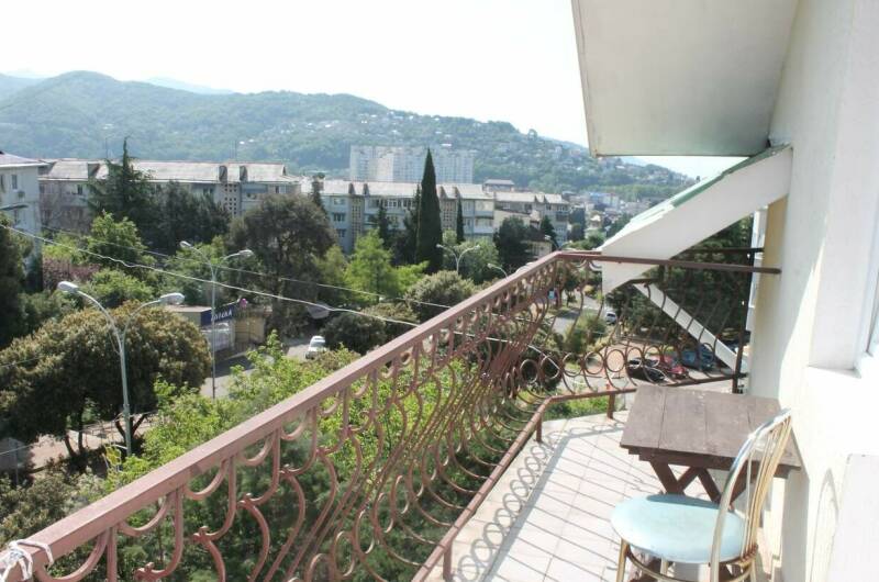 № 9 «Номер на 2−3 человека с балконом на горы»