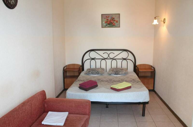 № 4 «Номер на 2−3 человека с балконом на море»