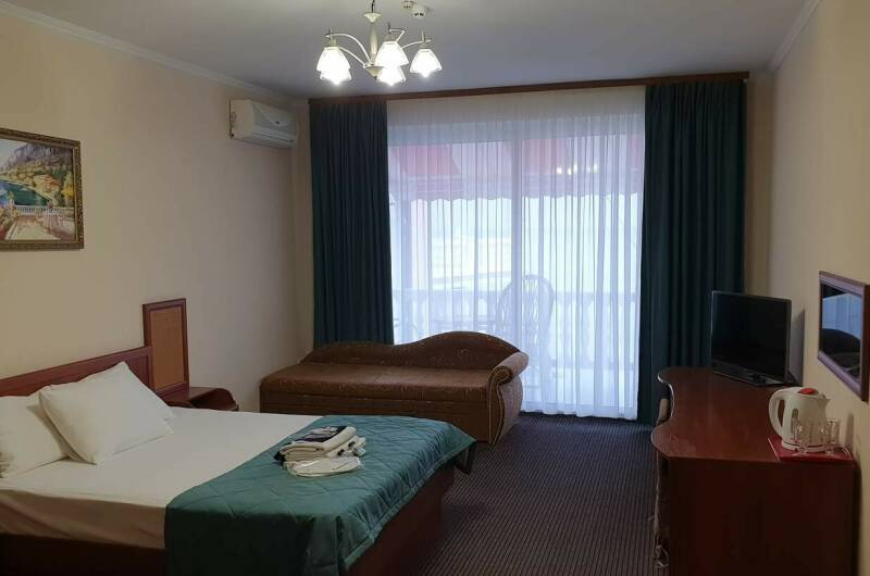 Трёхместный с видом на море