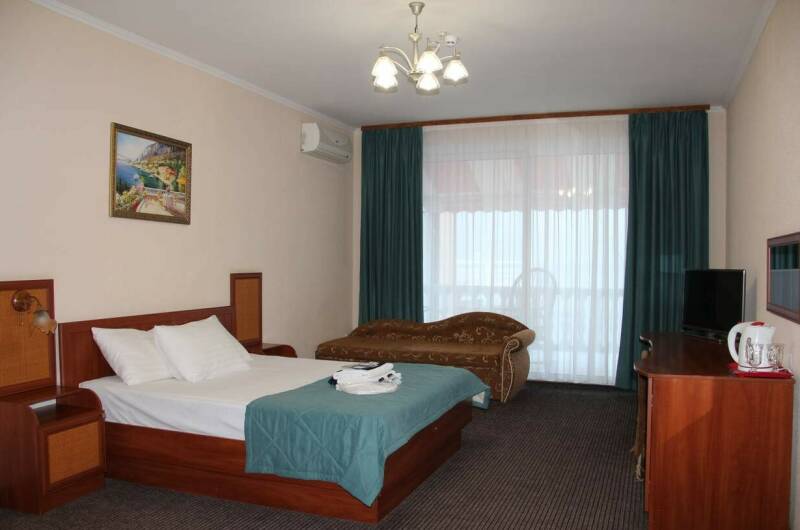 Трёхместный с видом на море