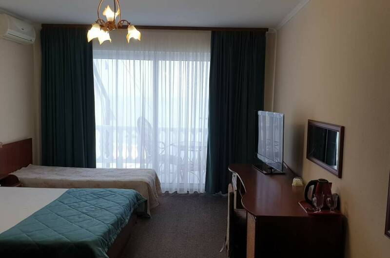 Трёхместный с видом на море