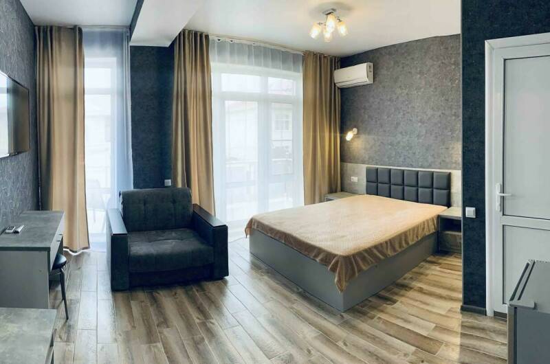 Комната 24 трехместная с балконом