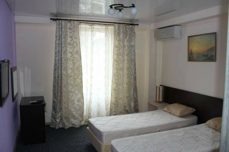 6-ти местный 3-х комнатный с кухней «Семейный»