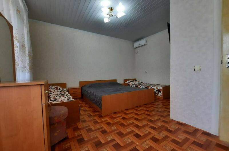 Четырехместный