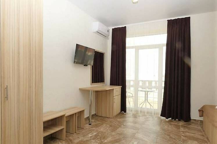 Двухместный номер с 1 кроватью и балконом