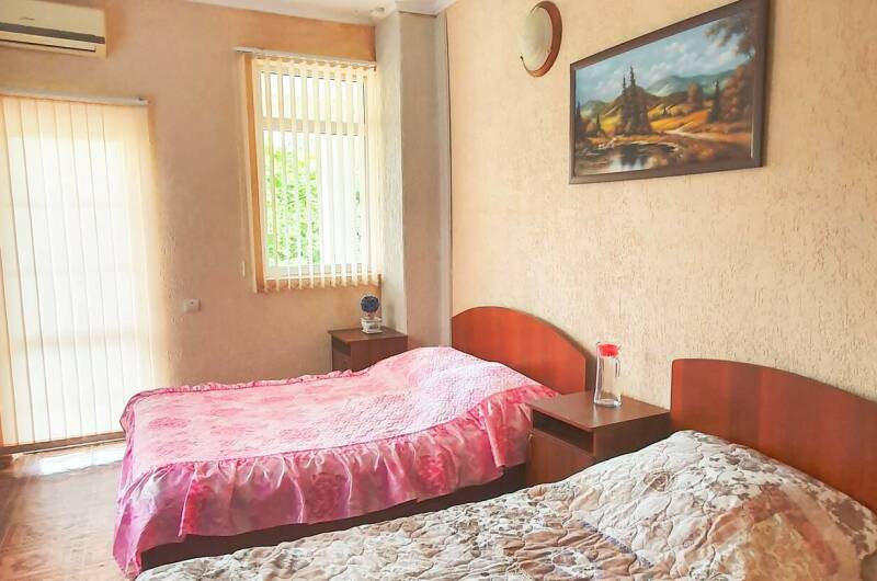 Комната на 3х гостей с балконом на 3 м этаже