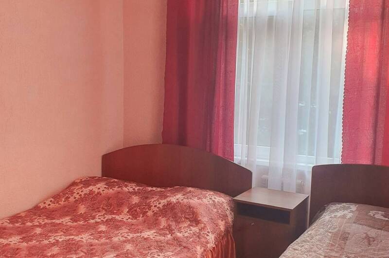 Комната на 3х гостей без балкона на 3 м этаже