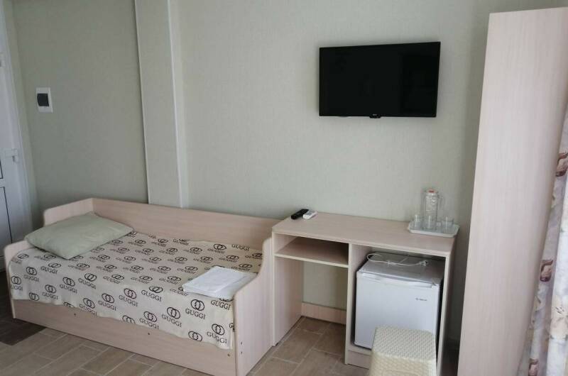 Трехместный номер (Номер 2/2)