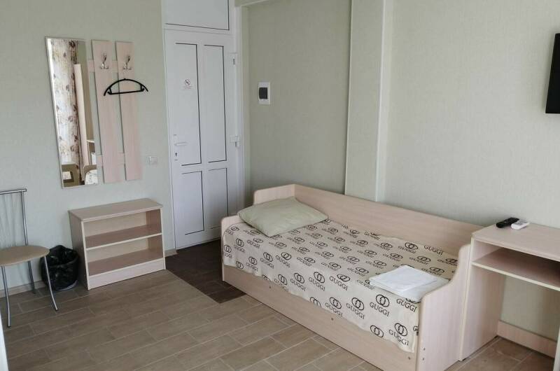 Трехместный номер (Номер 2/2)