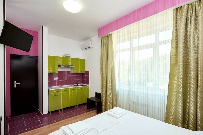 Номер улучшенный без балкона с кроватью ДАБЛ