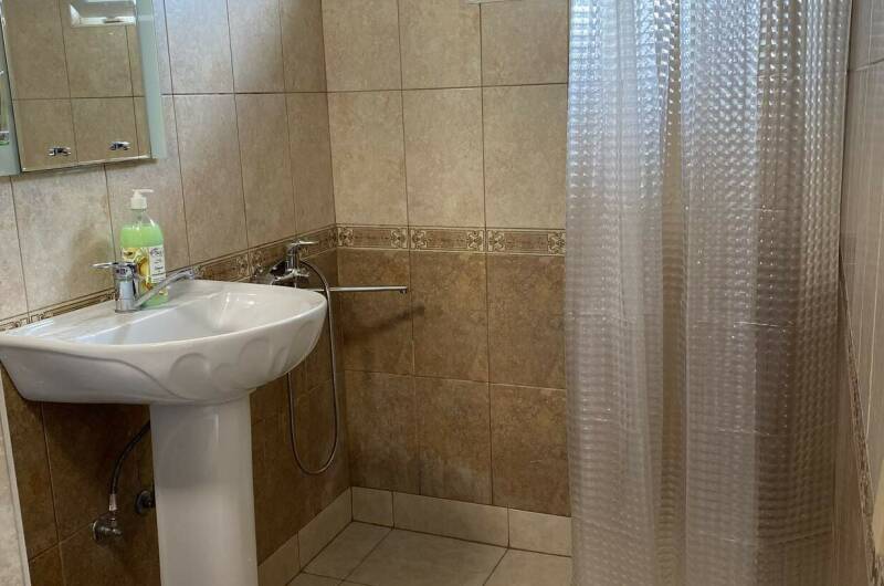 «Люкс» с 2-х спальной кроватью и доп. диваном