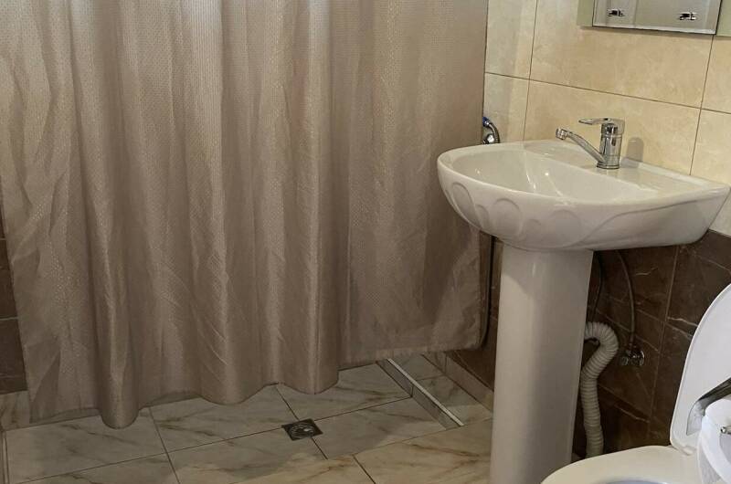 Номер «Люкс» (2-х сп. кровать и 1 сп. кровать)