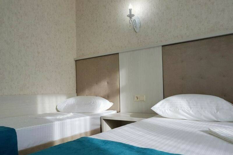 Трехместный номер с выходом на террасу