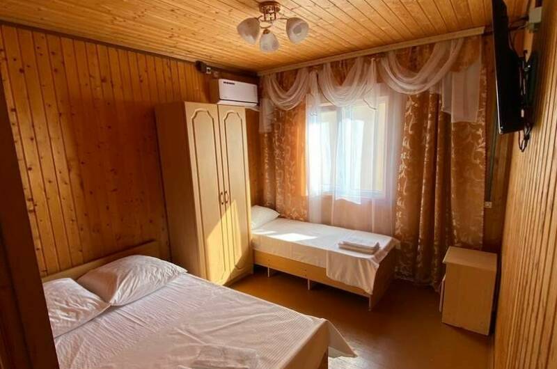 Трехместный «Стандарт» с видом на море