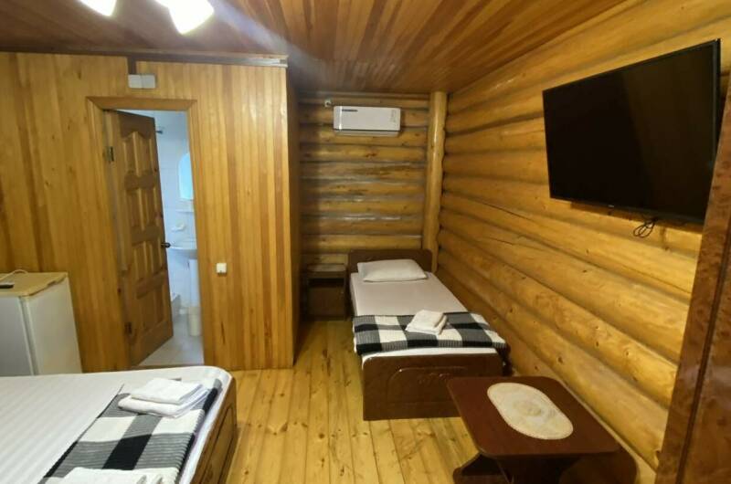 Трехместный «Комфорт» с видом на внутренний двор