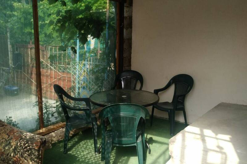 Комната с кухней на 4 человека