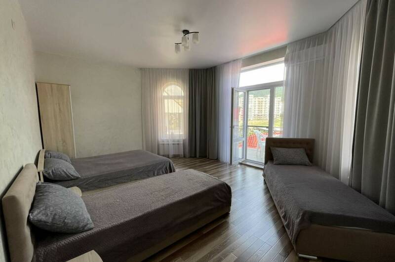 4-х местный номер с балконом — 3 этаж