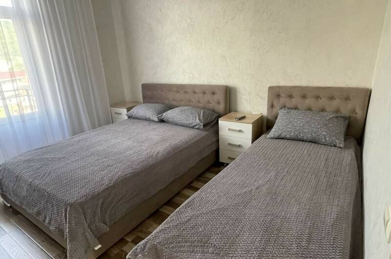 3-х местный номер с балконом — 3 этаж