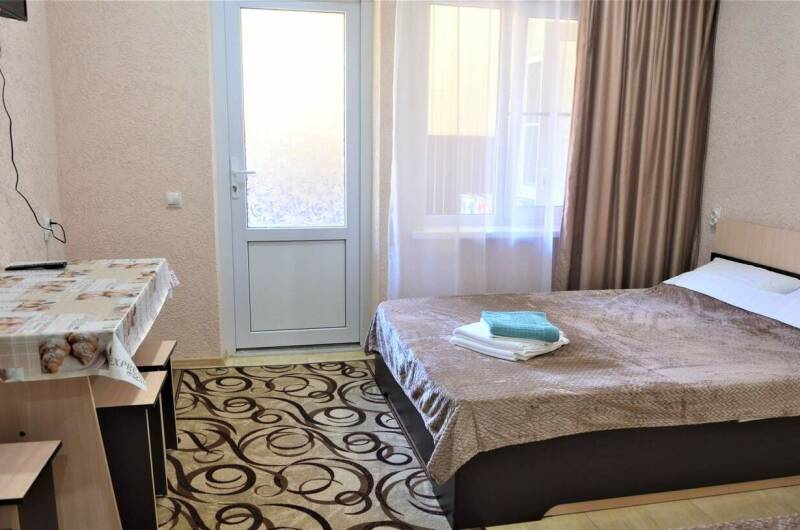 3-х местная студия (№ 3, 1 этаж)