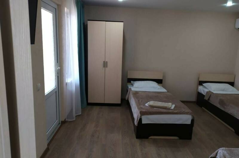 5-ти местный с кухней (№ 8, 2 этаж и № 12, 3 этаж)