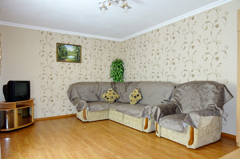 Двухэтажный коттедж с отдельным входом