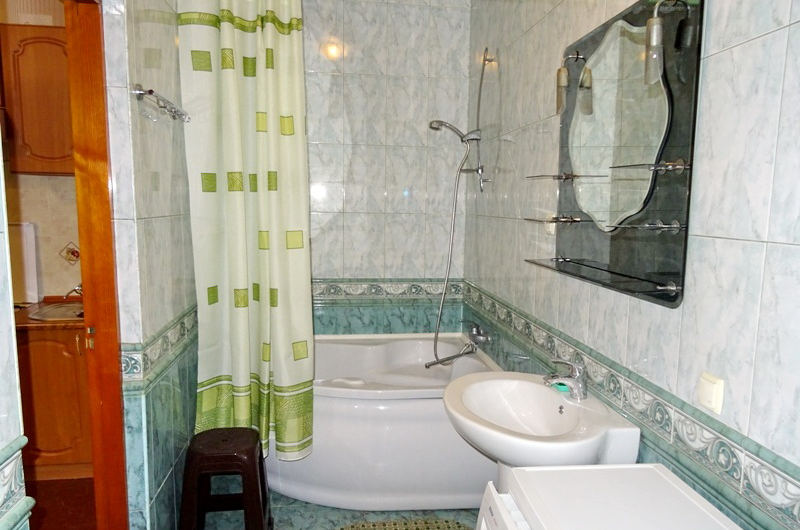 Двухэтажный коттедж с отдельным входом