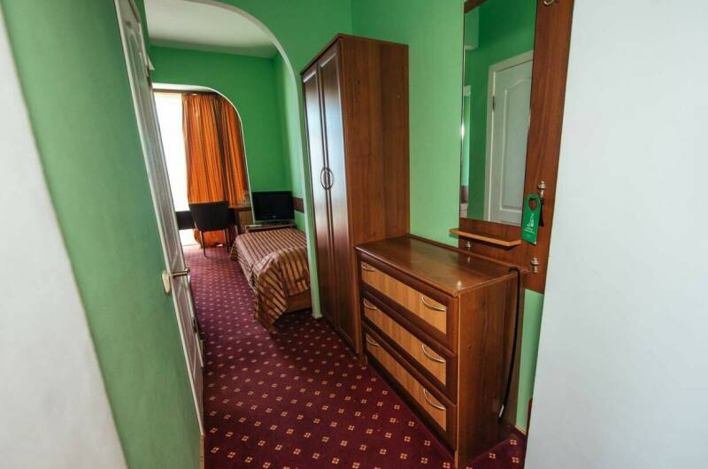 Трехместный «Стандарт» с балконом