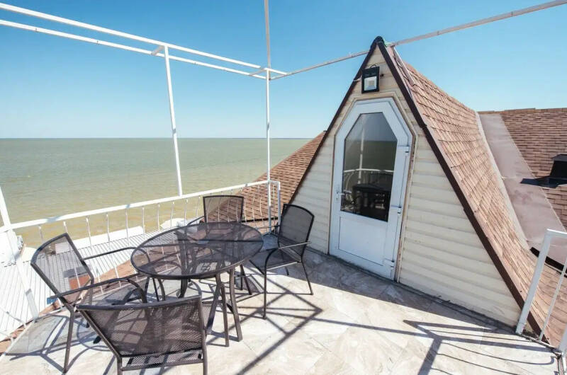 «Студия» четырехместный с панорамным балконом