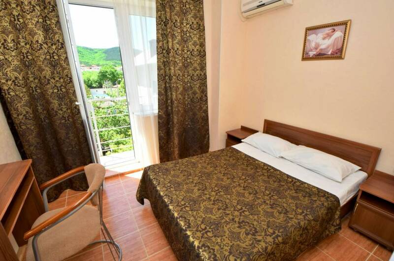 2-х комнатный номер с маленьким балконом