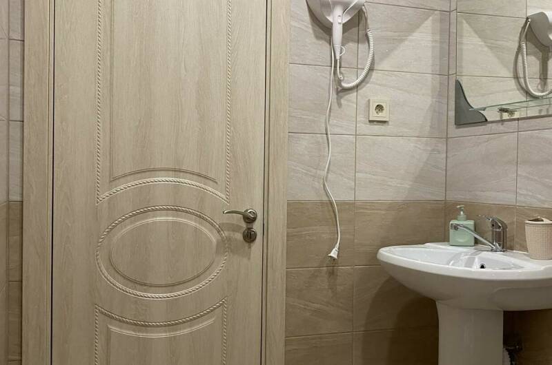 Четырехместный номер с балконом (1 спальня)