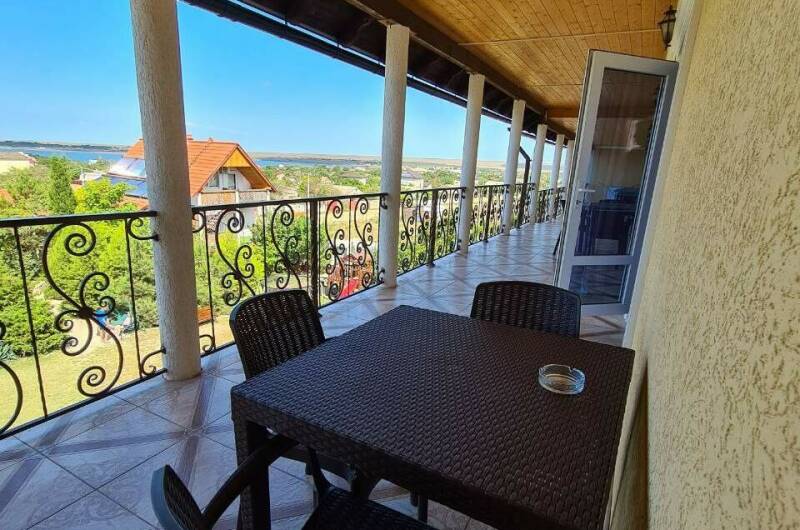 2−4х местный «Люкс вид на море» с завтраком на 2х