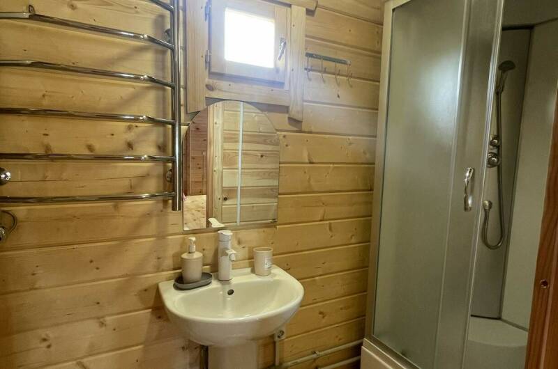 Домик с верандой