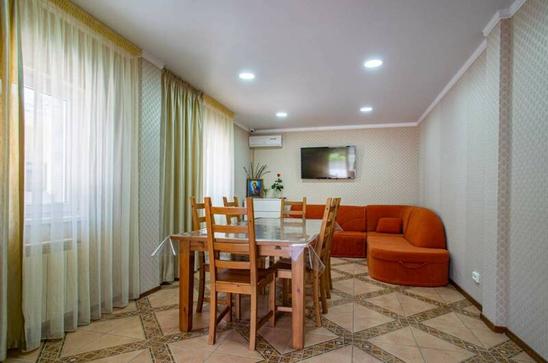 Гостевой домик «Комфорт» № 6