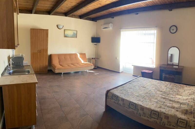 4-х местный «Стандарт» с мини-кухней и балконом