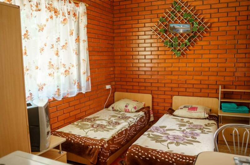 Стандарт двухкомнатный четырехместный номер