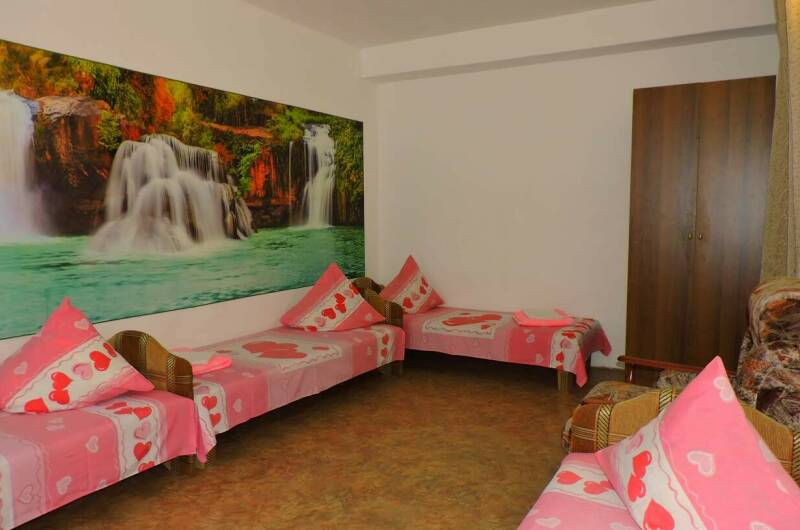 Пятиместный номер с вентилятором