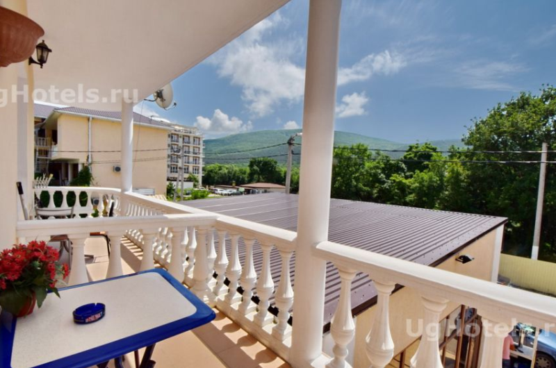 «Стандарт» 2-х местный с балконом