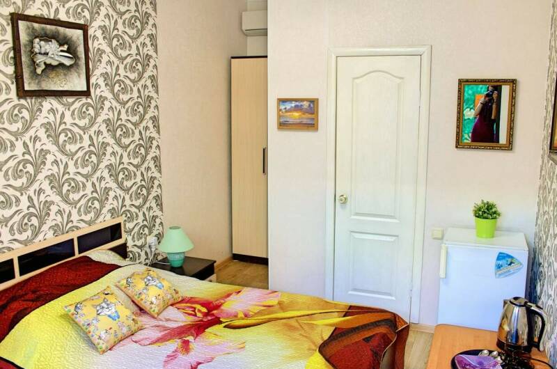 Удобный номер категории «Комфорт» в коттедже