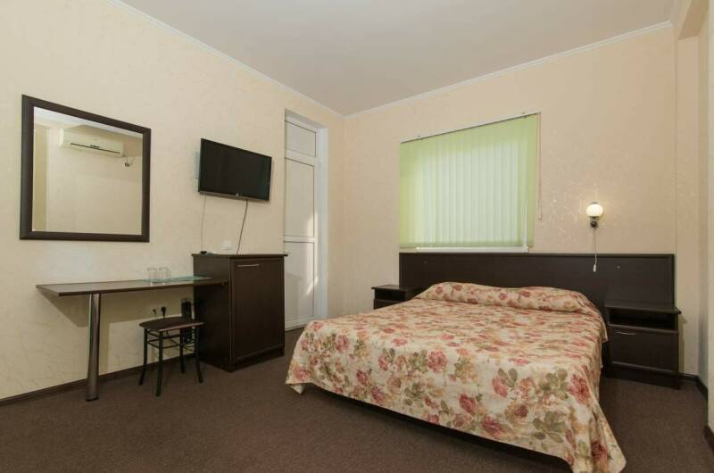 Комната «Комфорт» с отдельным балконом