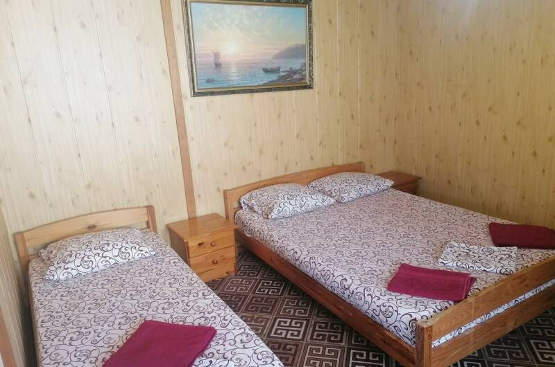 Трехместный номер с удобствами