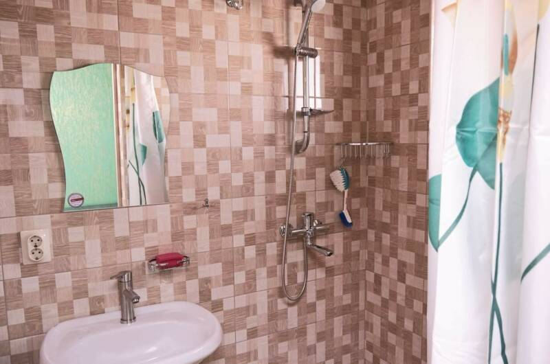 Трехместная комната № 4