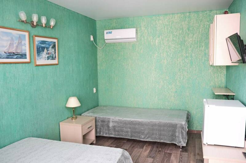 Трехместная комната № 6